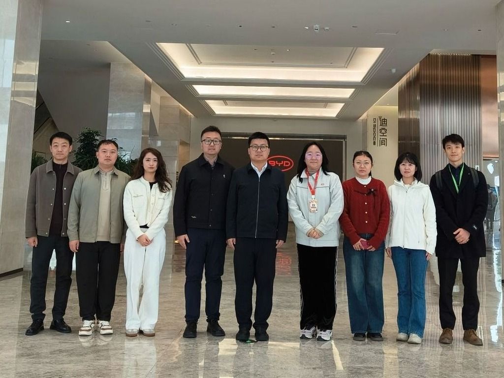 十大买球官方网站赴比亚迪总部考察交流  共绘产教融合新蓝图