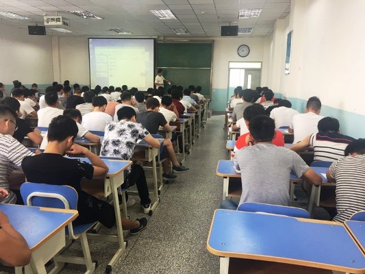 讲座图片2.jpg