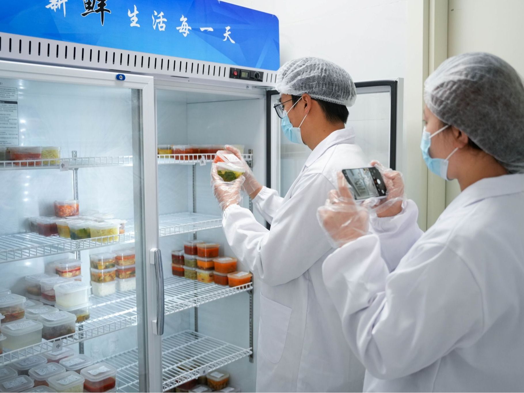 守护舌尖安全，护航师生安康：十大买球官方网站开展“3·15”主题宣传实践活动