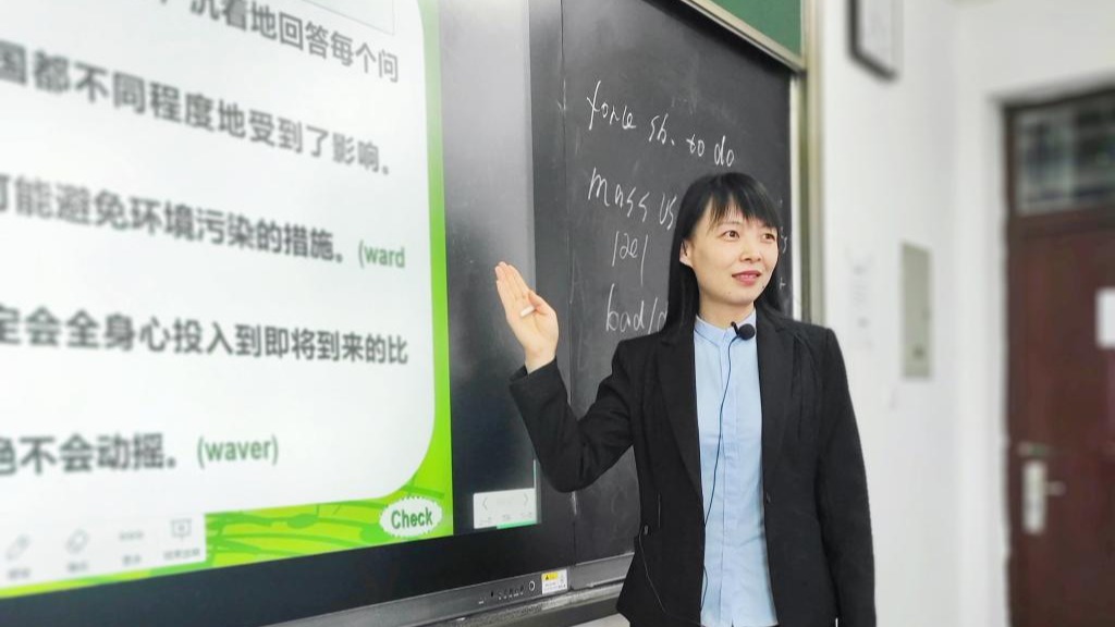 十大买球官方网站英语教学团队教研项目取得新突破