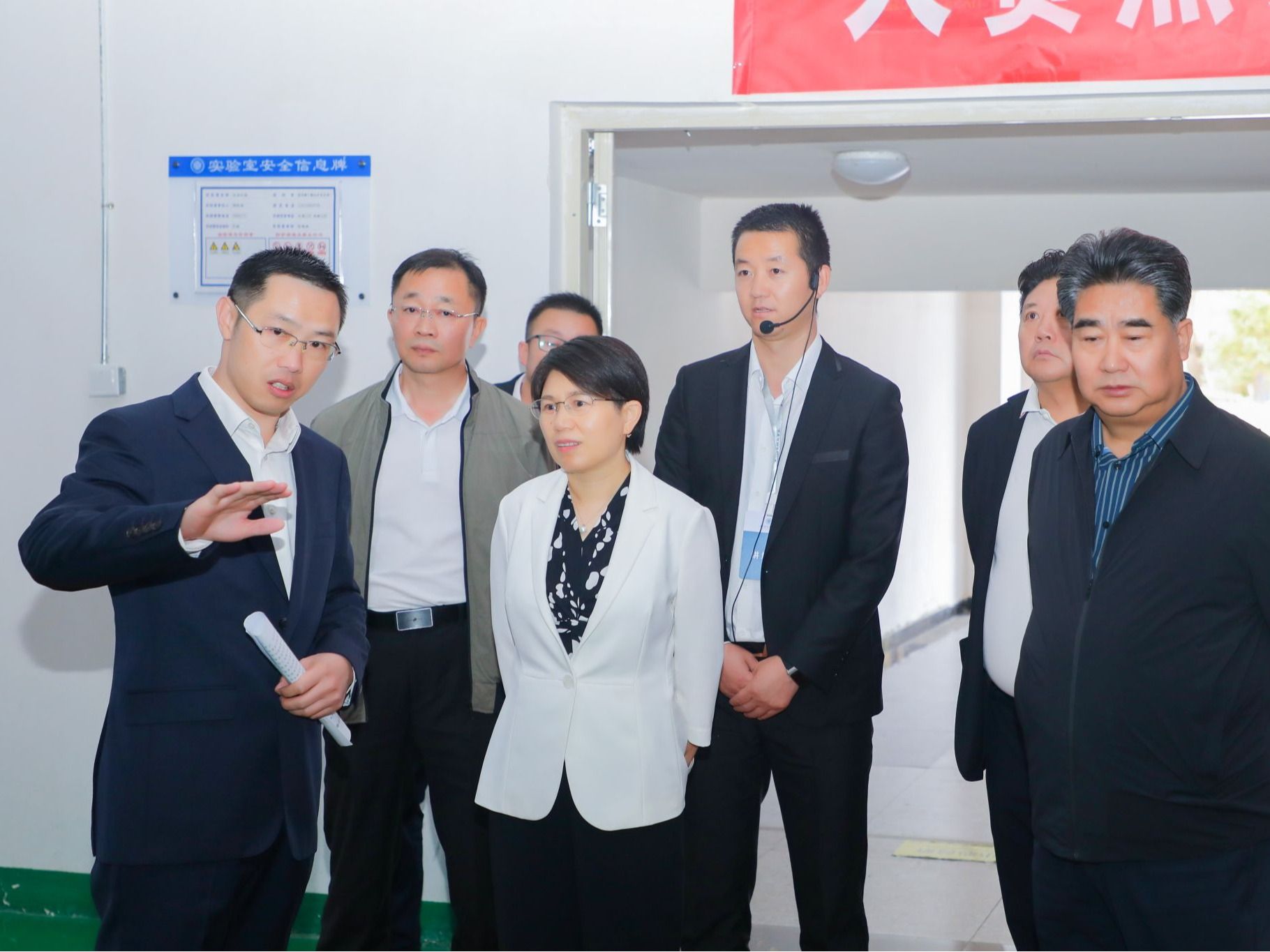浙甘民进企业家联谊会代表团深入十大买球官方网站考察座谈